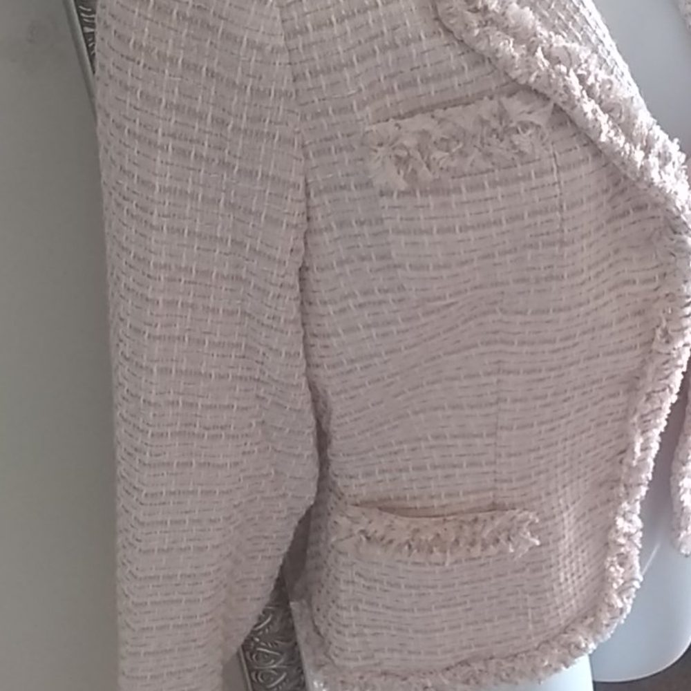 On hold NWOT tweed jacket - Picture 5 of 8